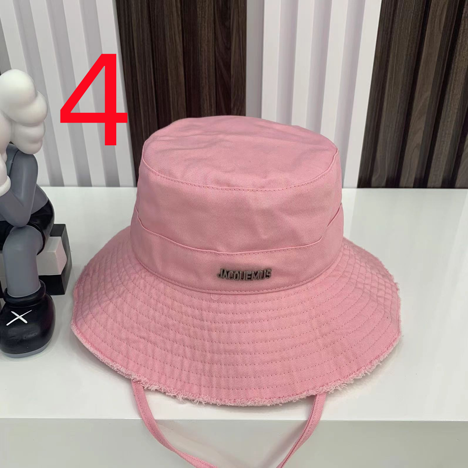 JACQUEMUS $25 code：13411 gallery