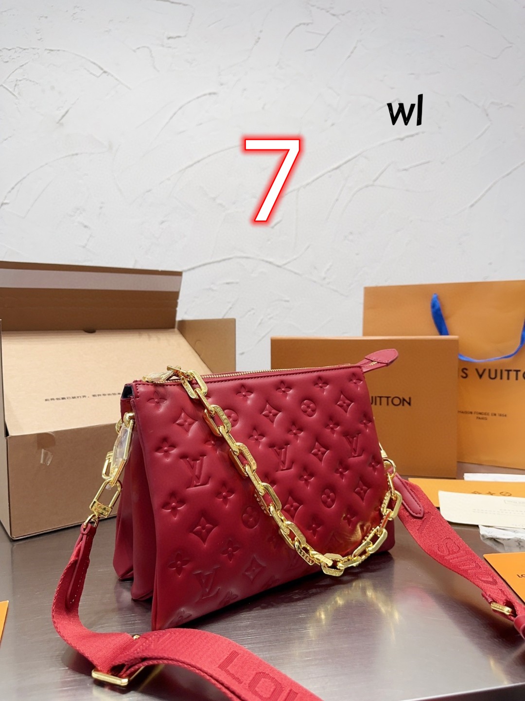 LV $102 code：14573 gallery