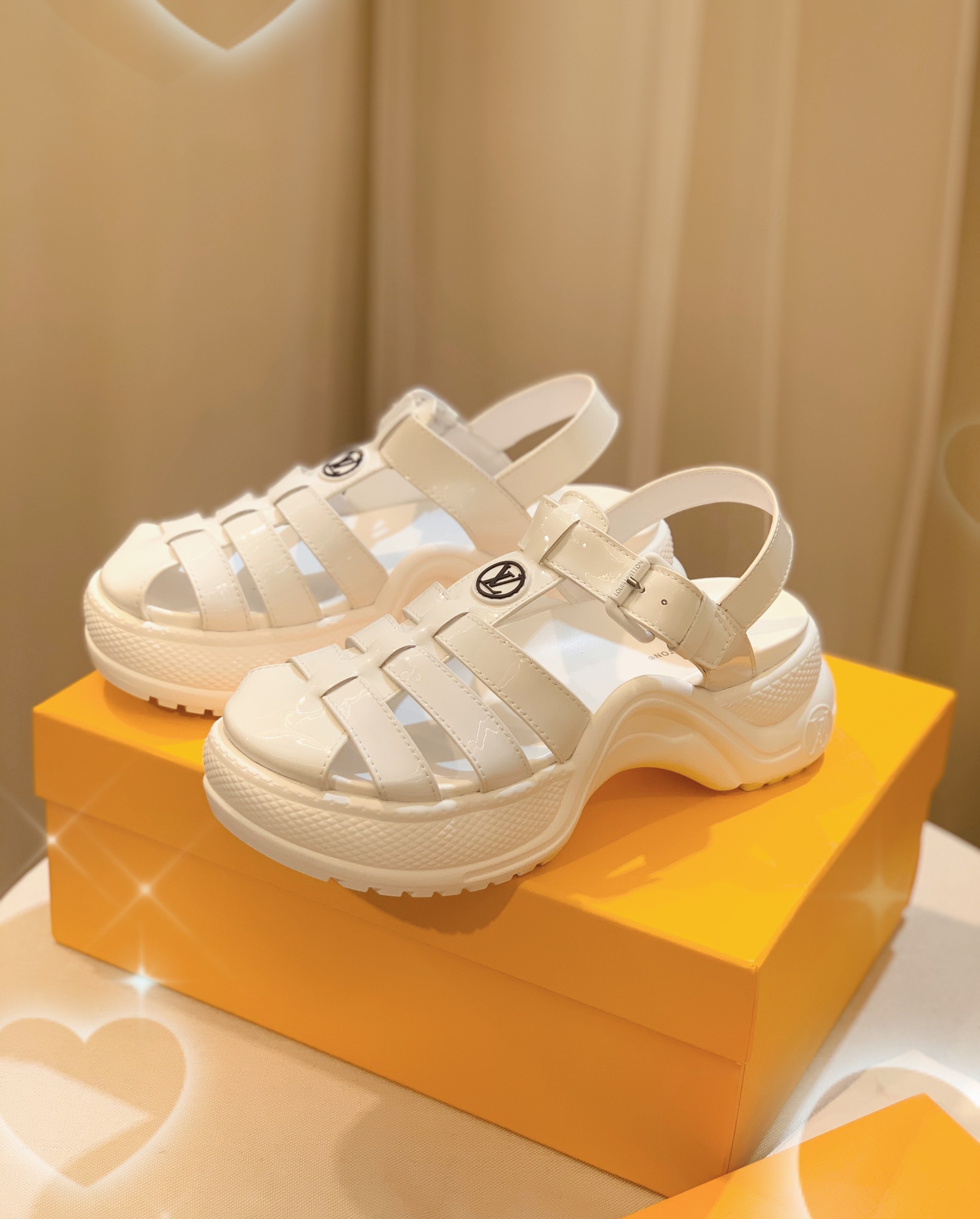 LV $120 code：14538 gallery