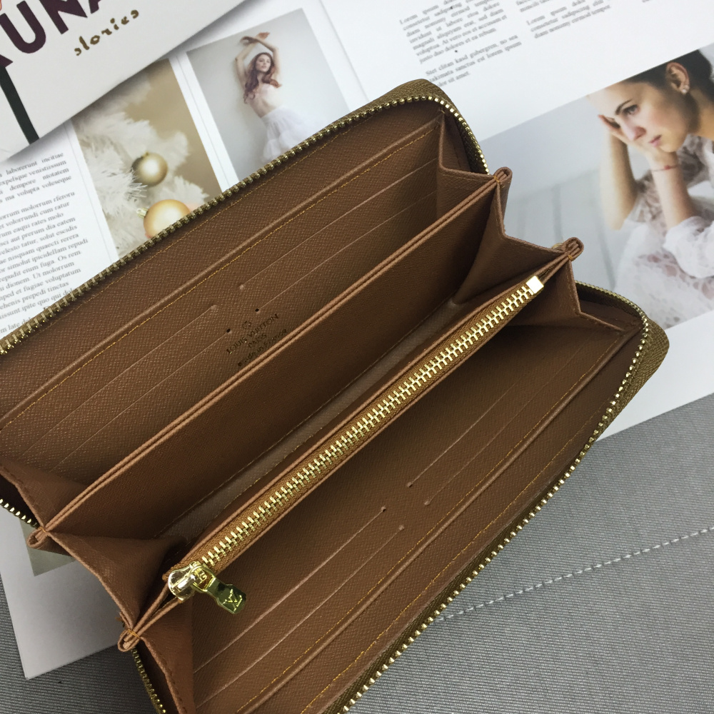 LV $21 CODE:8975 gallery