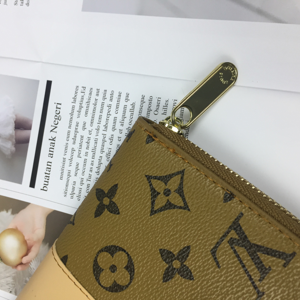 LV $21 CODE:8975 gallery
