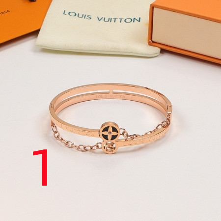LV $21 code：13801 gallery
