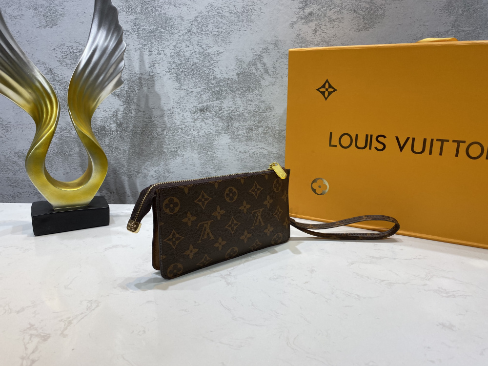 LV $23 code：13420 gallery