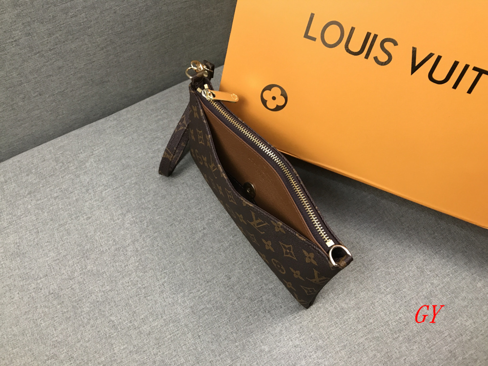 LV $28 code：13779 gallery