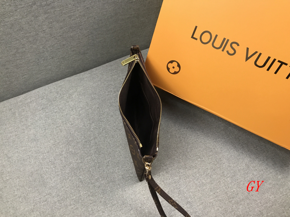 LV $28 code：13779 gallery