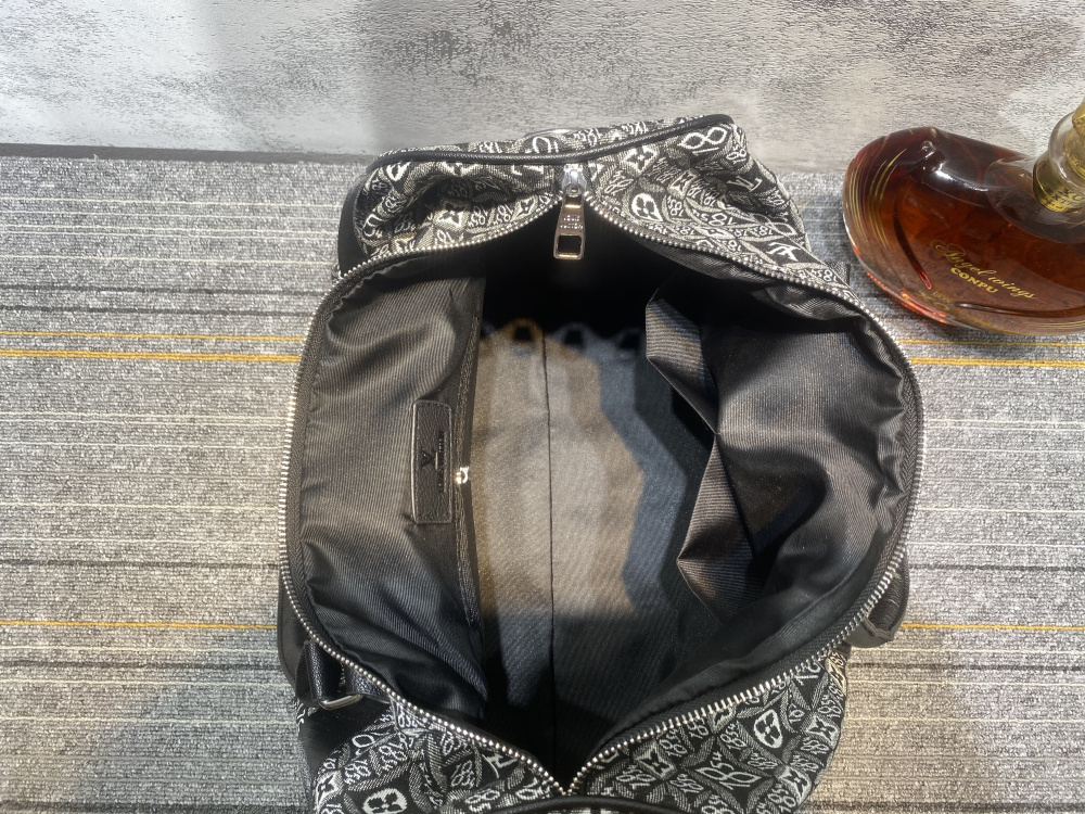 LV $48 code：13611 gallery