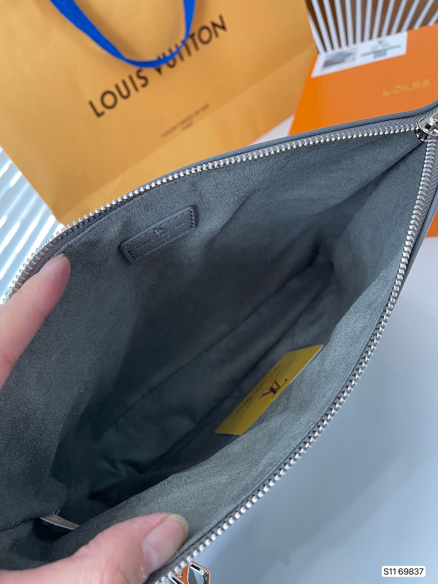 LV $56  code：14478 gallery