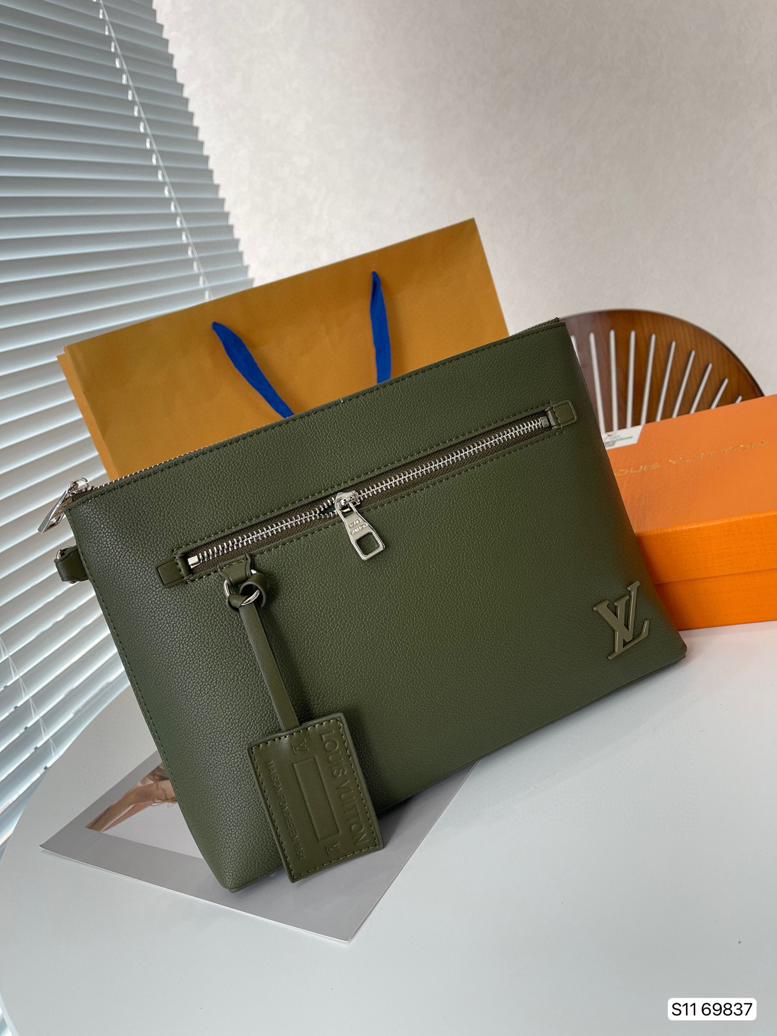 LV $56  code：14478 gallery