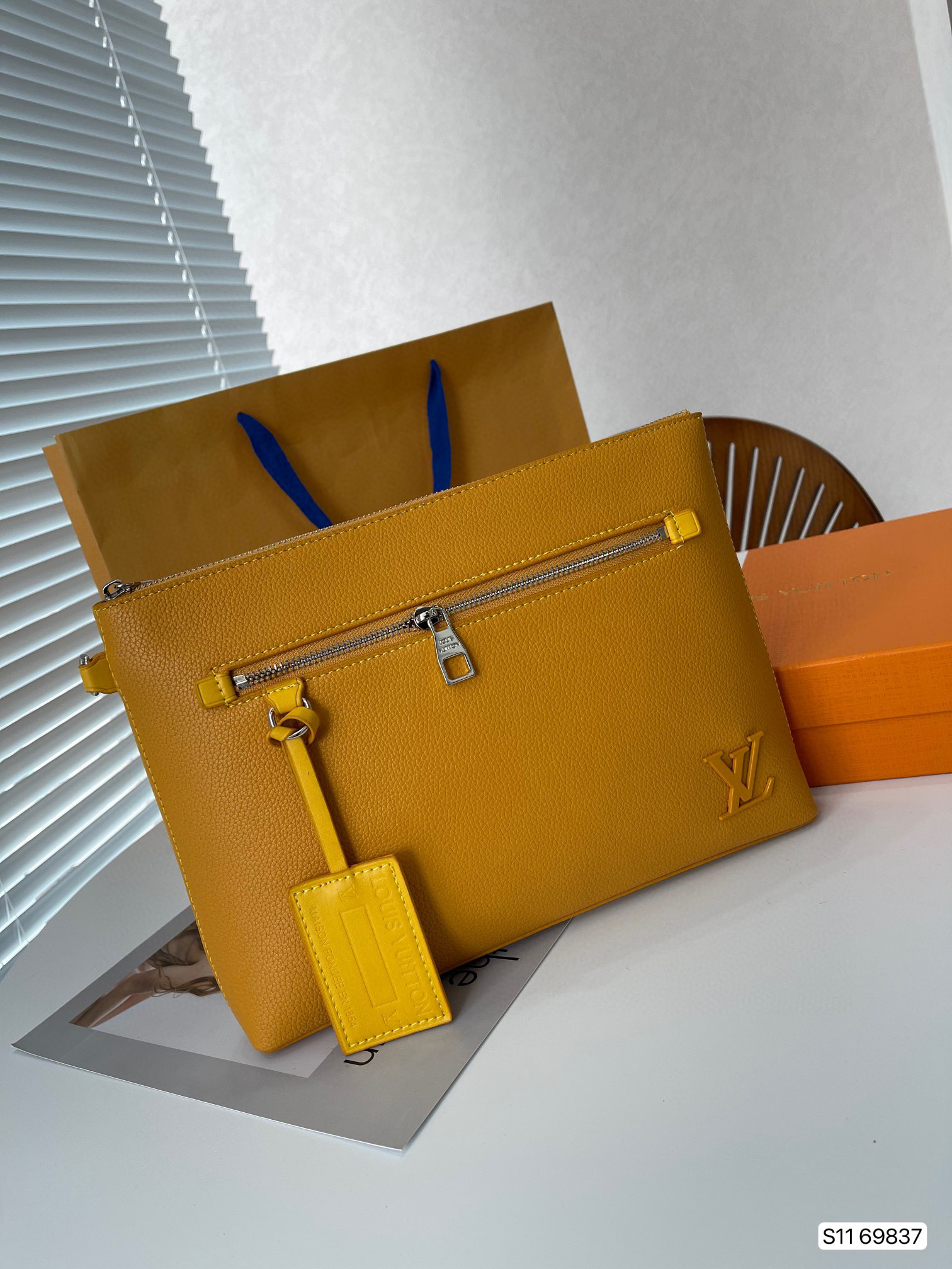LV $56  code：14478 gallery