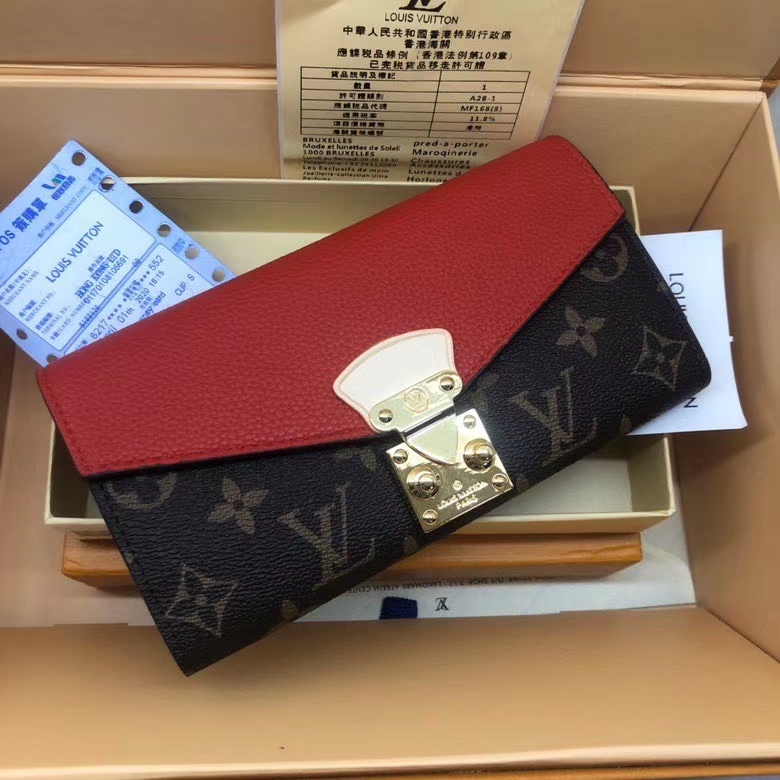LV $56 CODE:8994 gallery