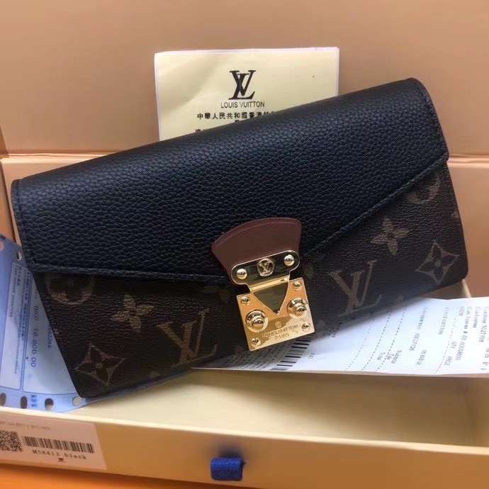 LV $56 CODE:8994 gallery