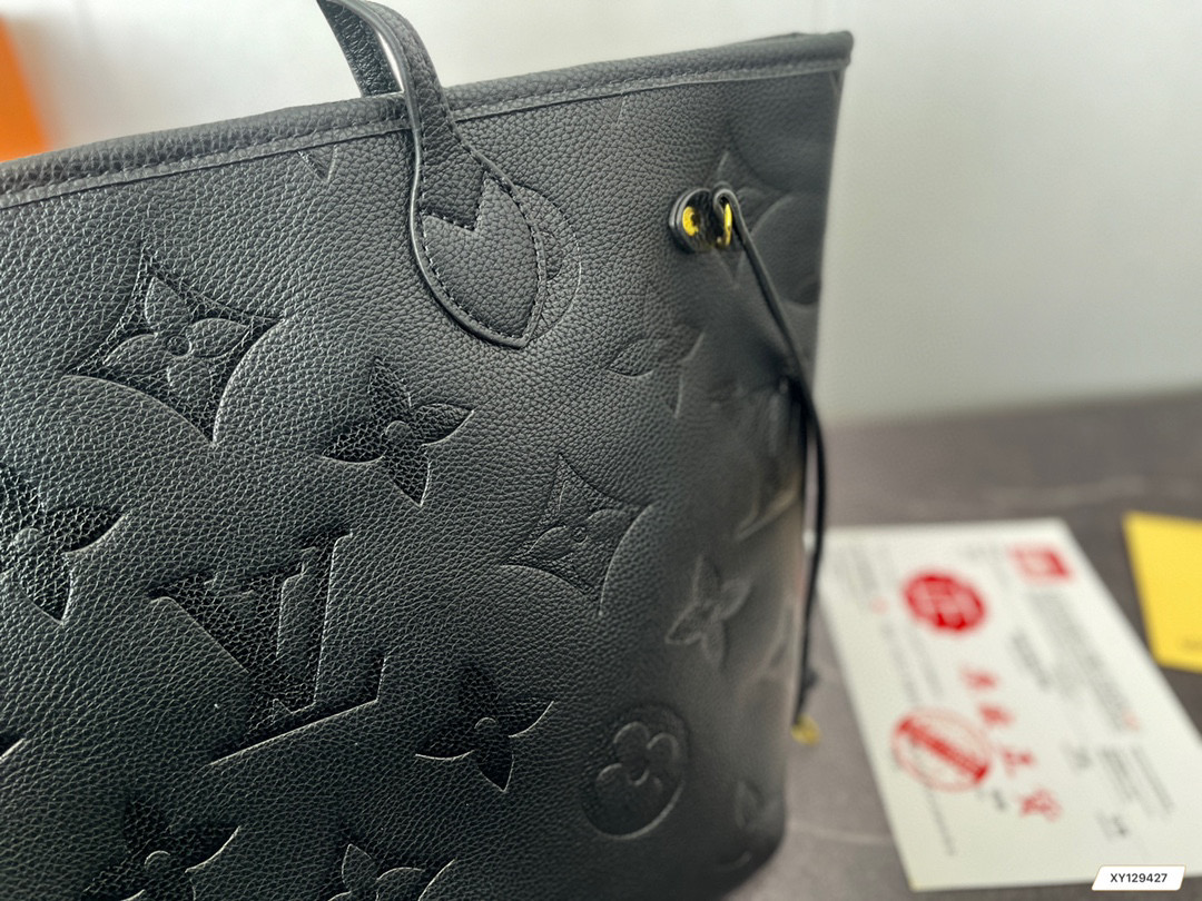LV $60 code：14103 gallery