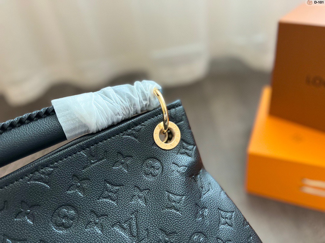 LV $72 code：13521 gallery
