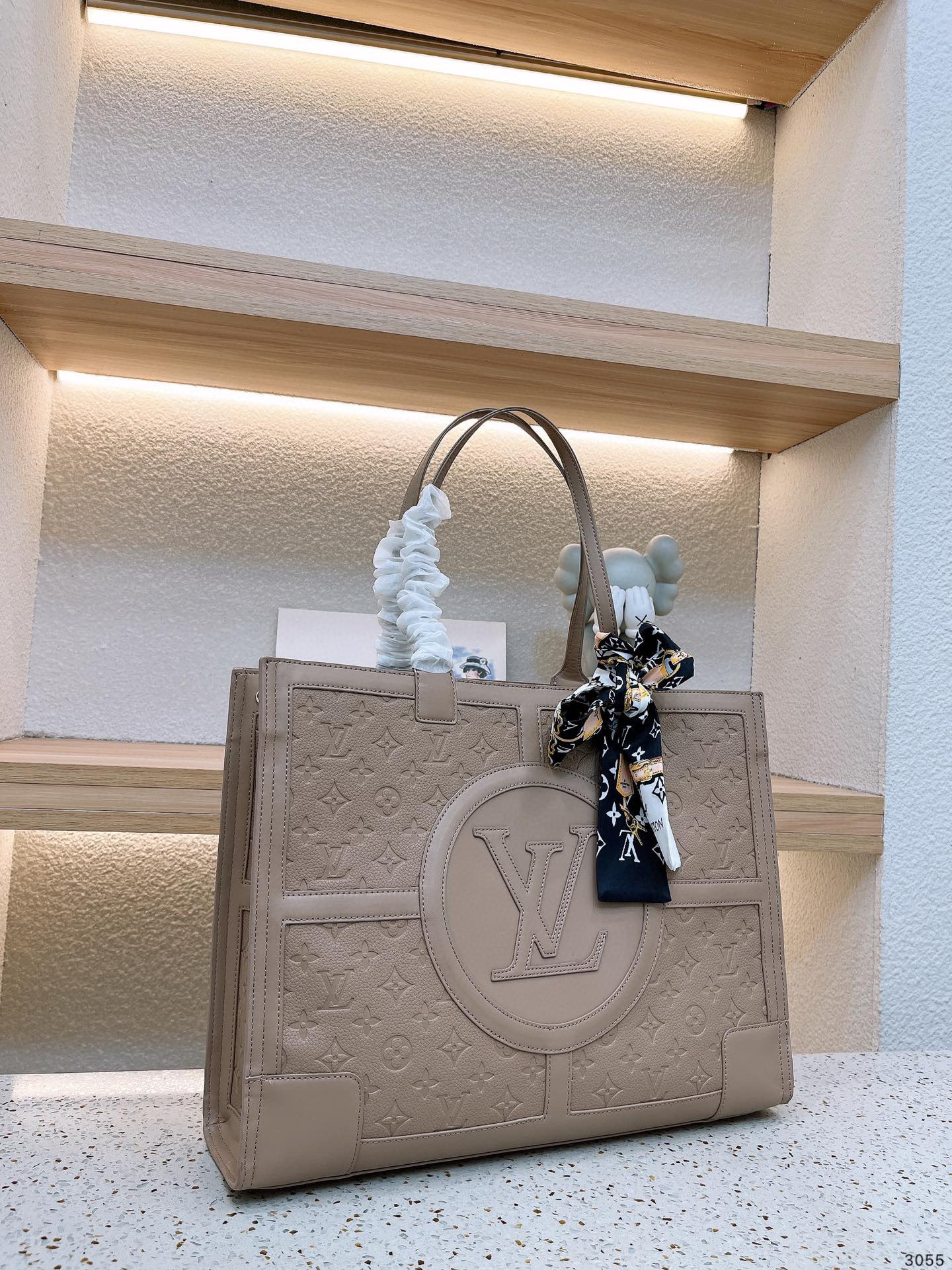 LV $72 code：14101 gallery