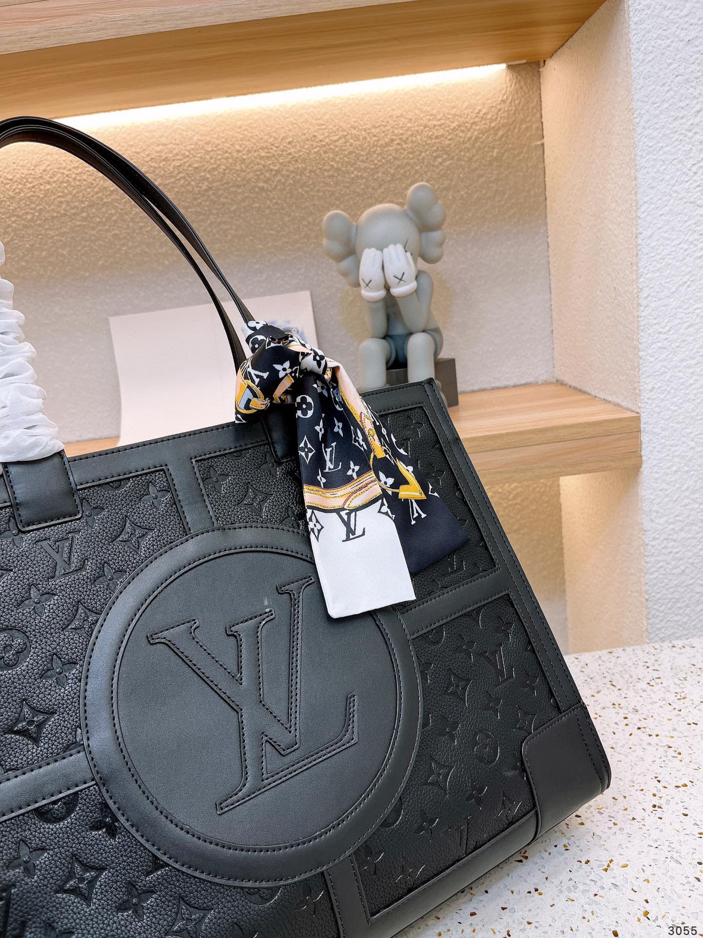 LV $72 code：14101 gallery
