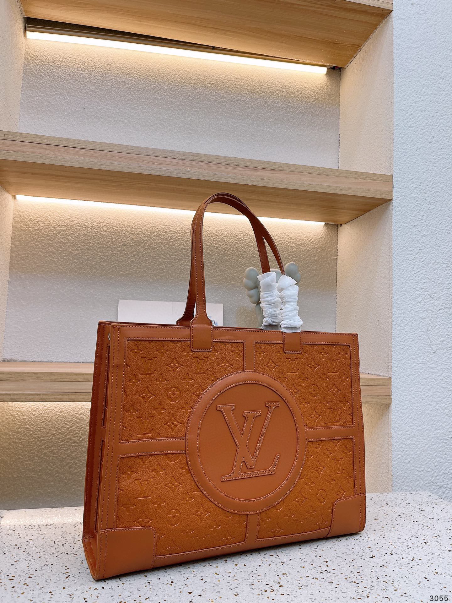 LV $72 code：14101 gallery