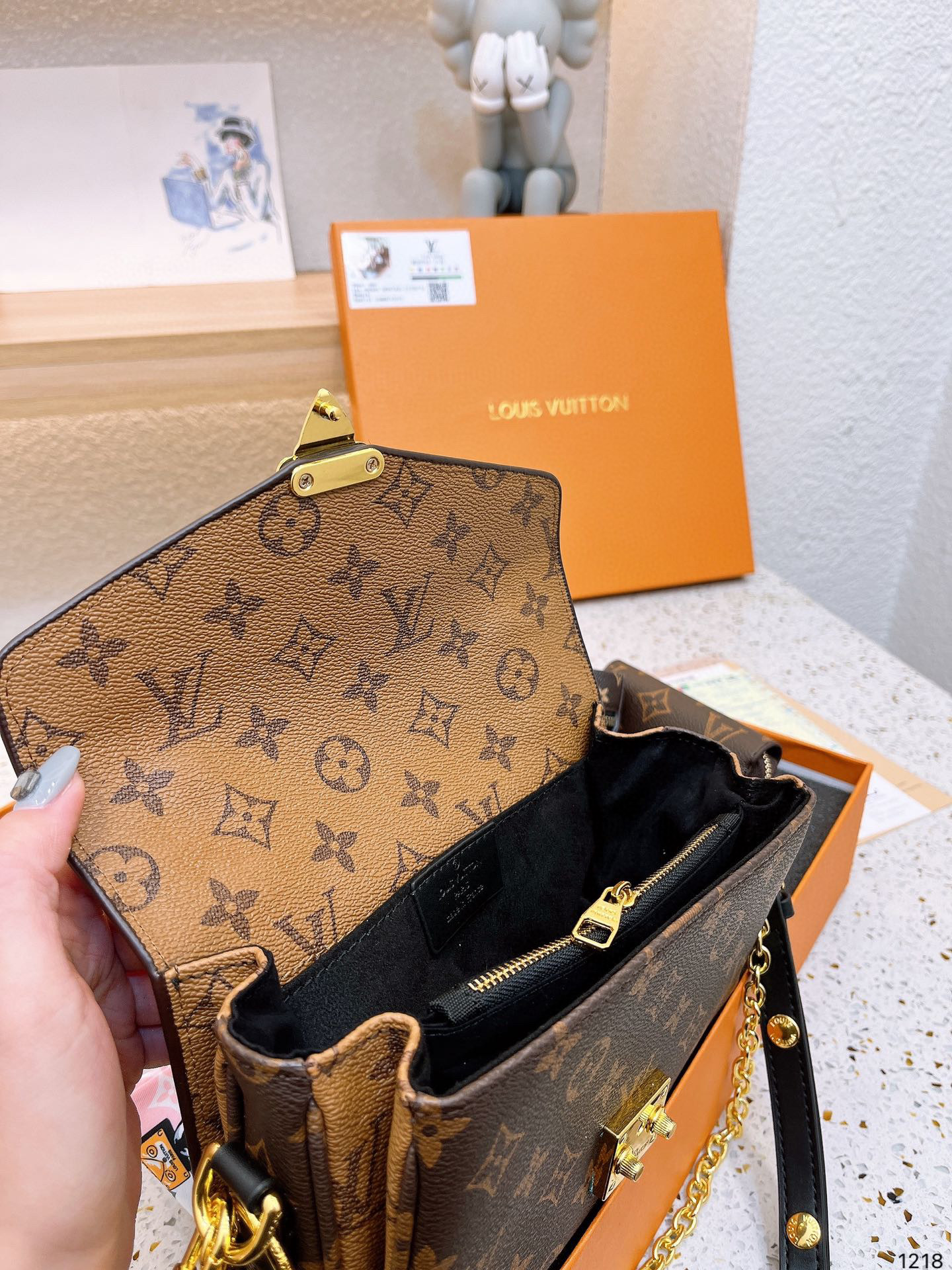 LV $72 code：14523 gallery