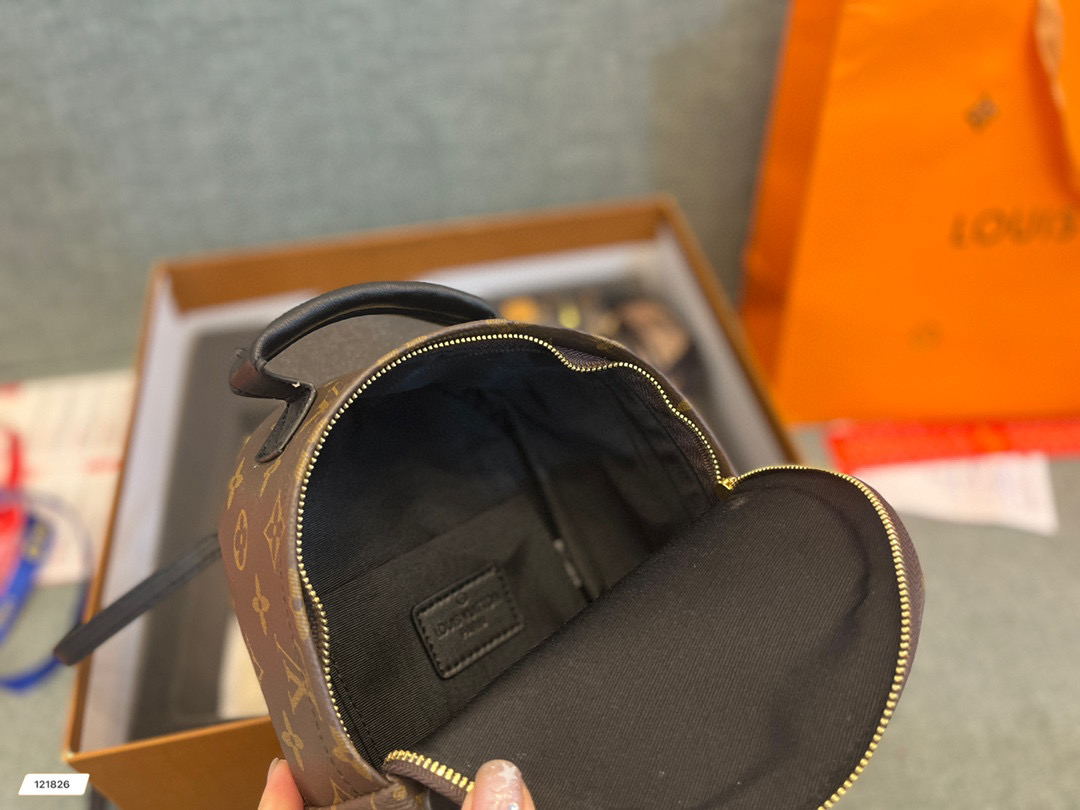 LV $72 code：14524 gallery