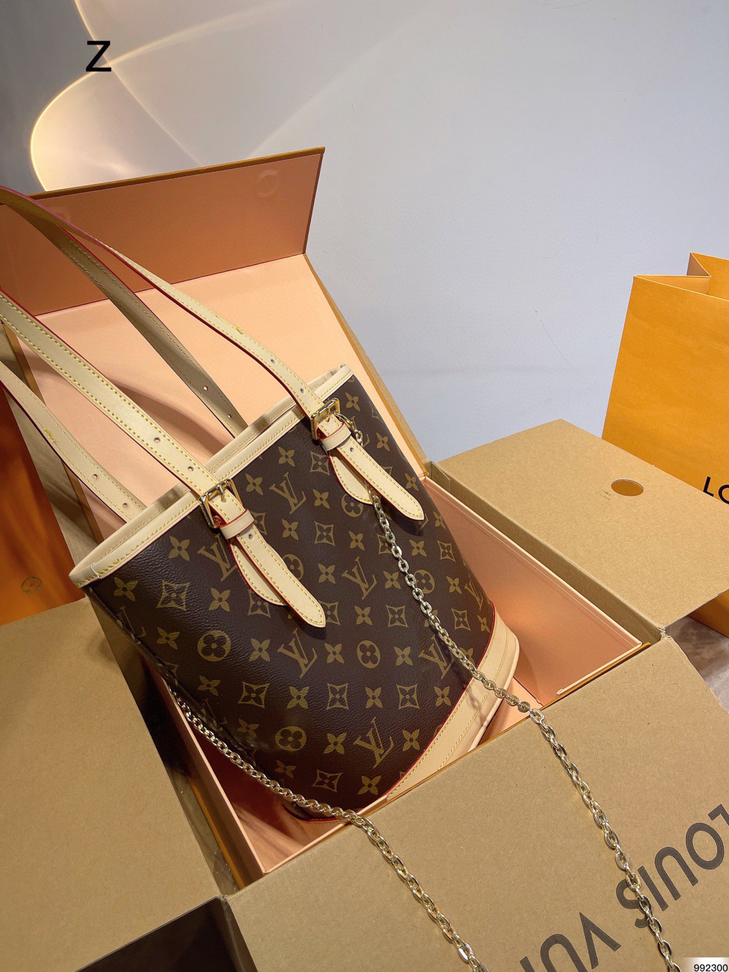 LV $76 code：13599 gallery
