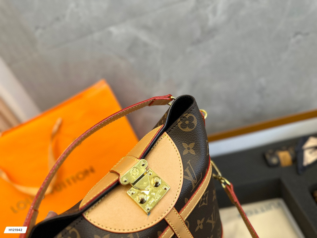 LV $76 code：14518 gallery