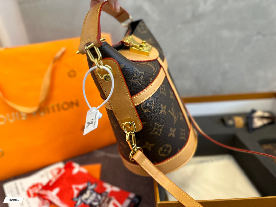 LV $76 code：14518 gallery