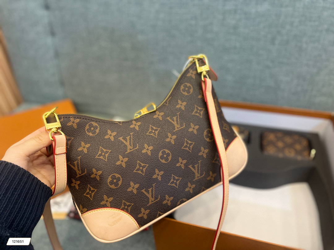 LV $76 code：14519 gallery