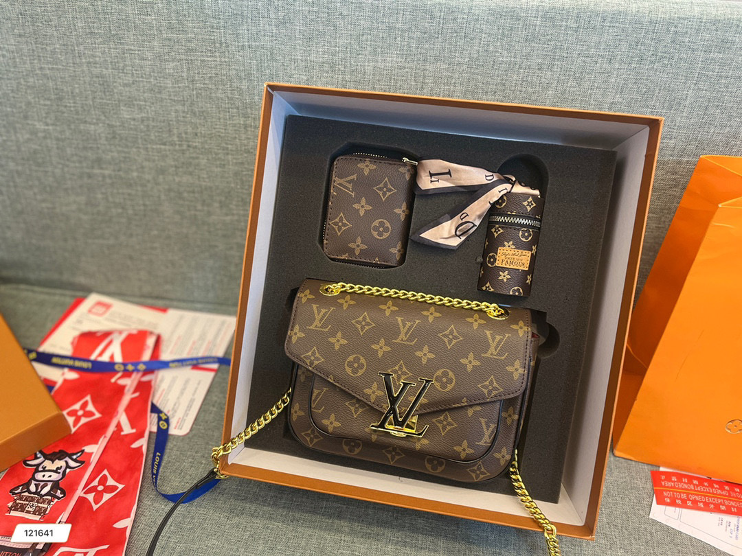 LV $76 code：14520 gallery