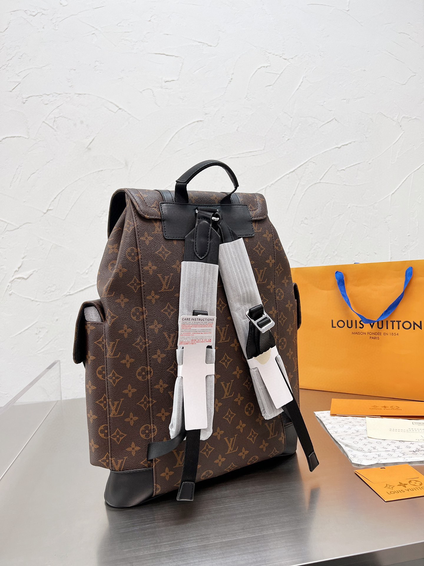 LV $80 code：13973 gallery
