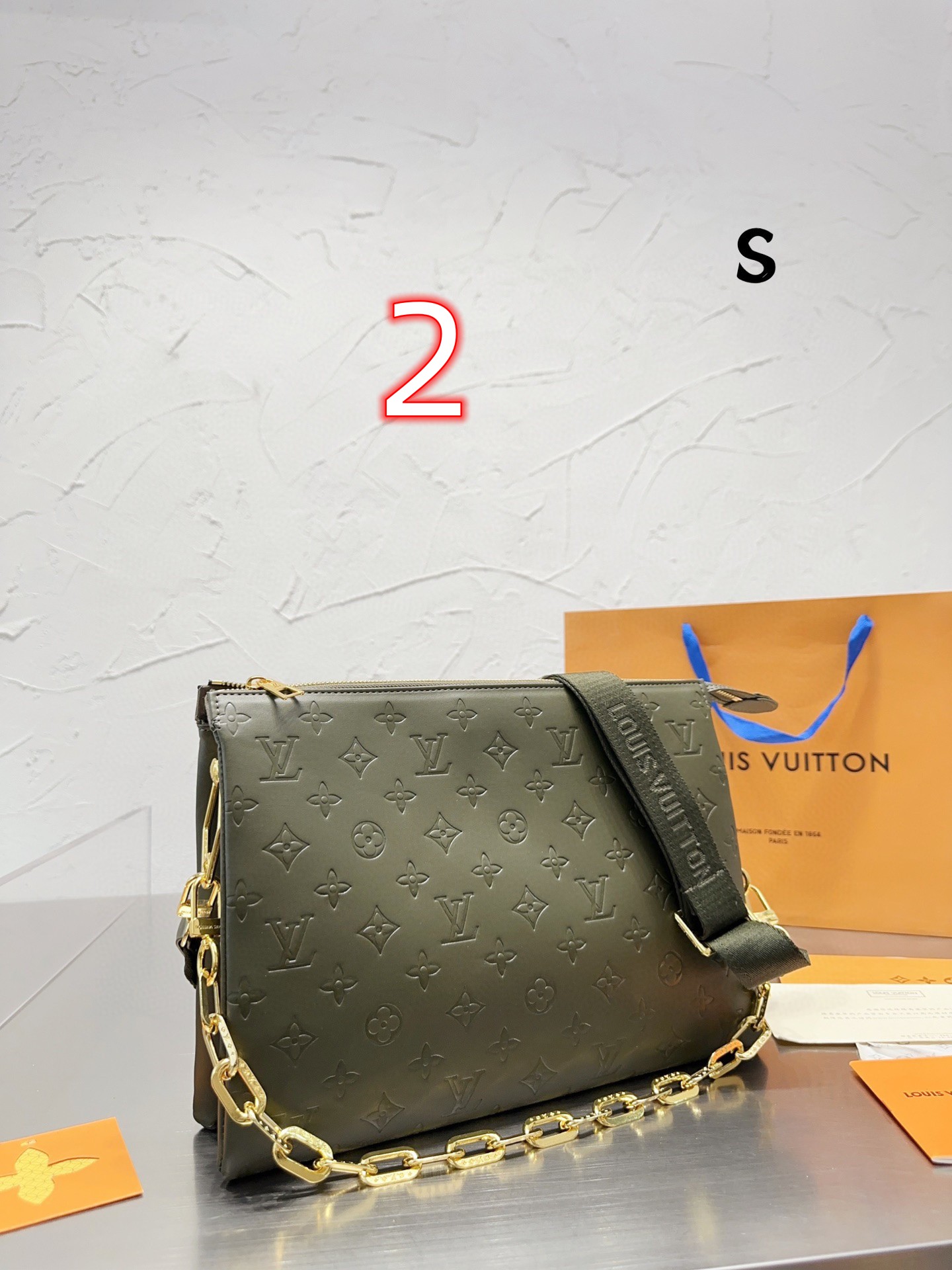 LV $80 code：14517 gallery