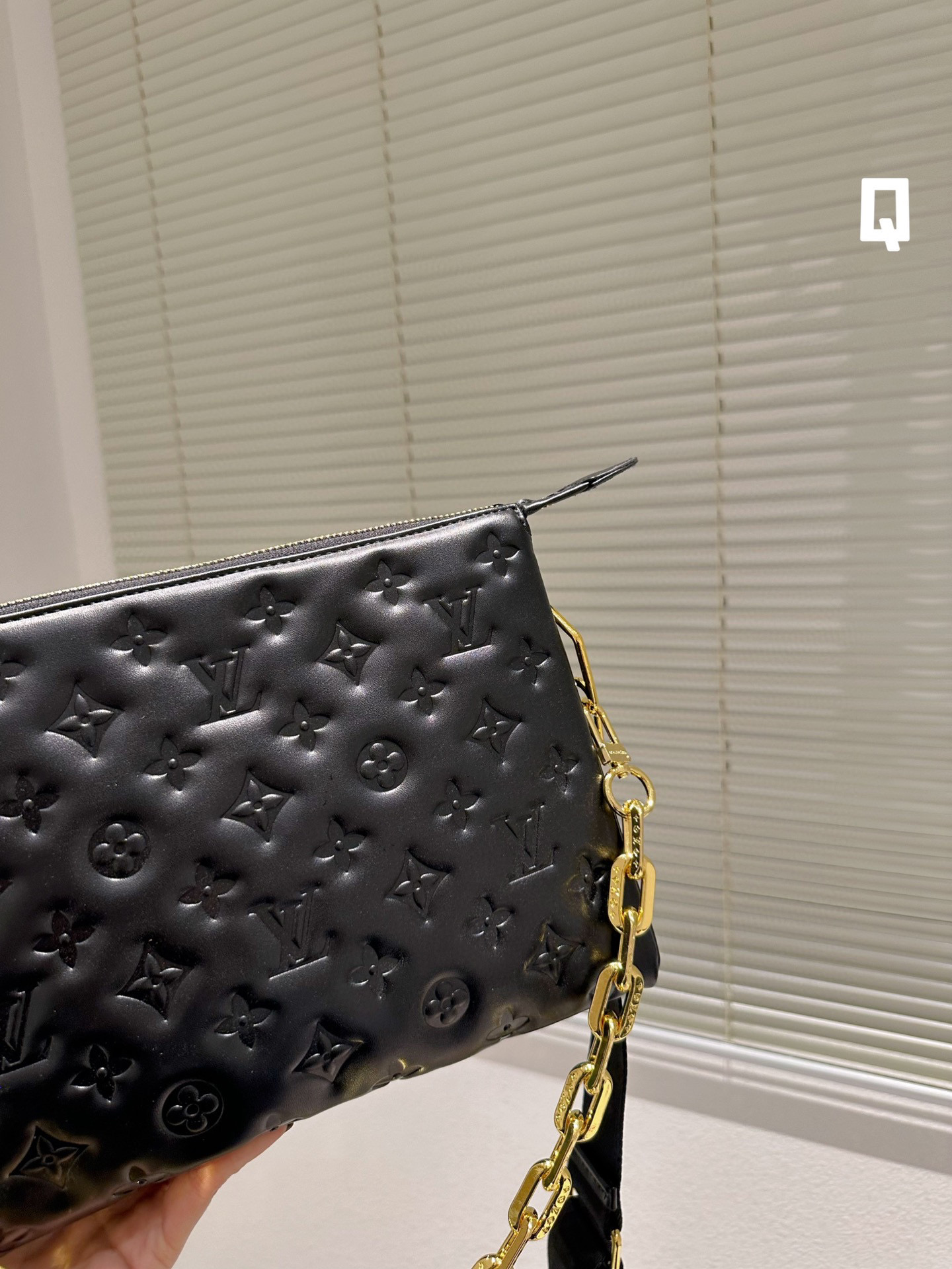 LV $85 code：14098 gallery