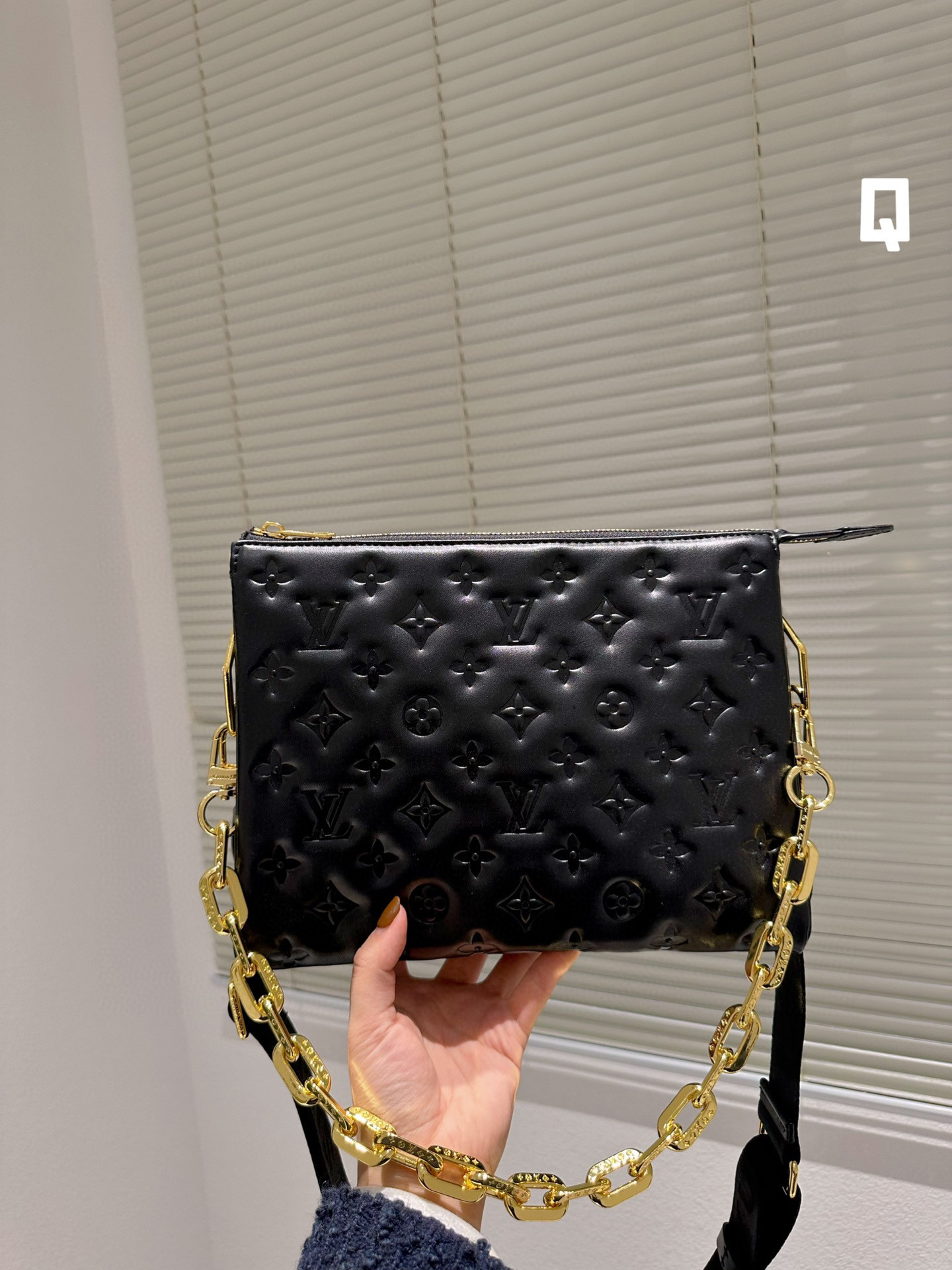 LV $85 code：14098 gallery