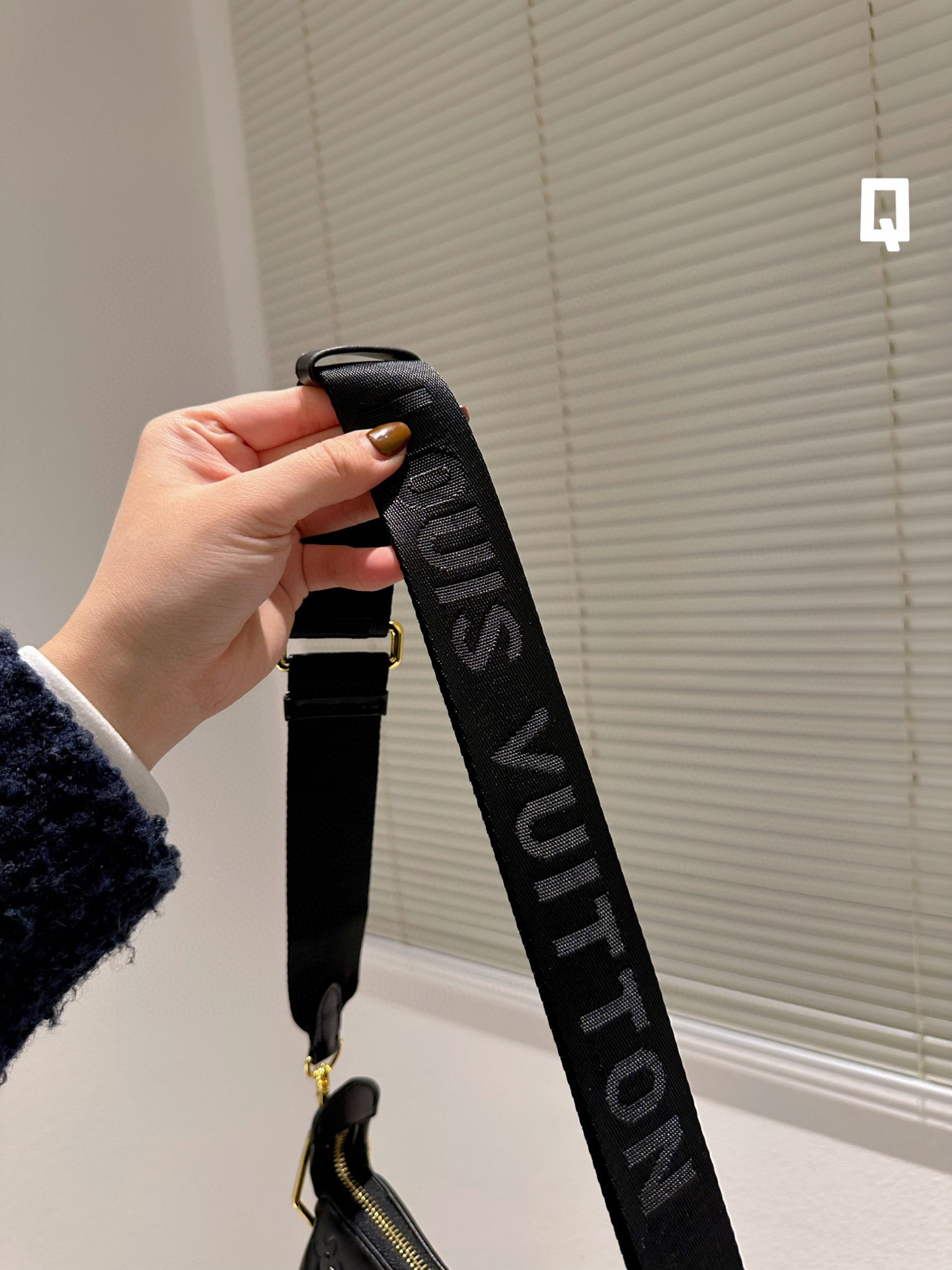 LV $85 code：14098 gallery