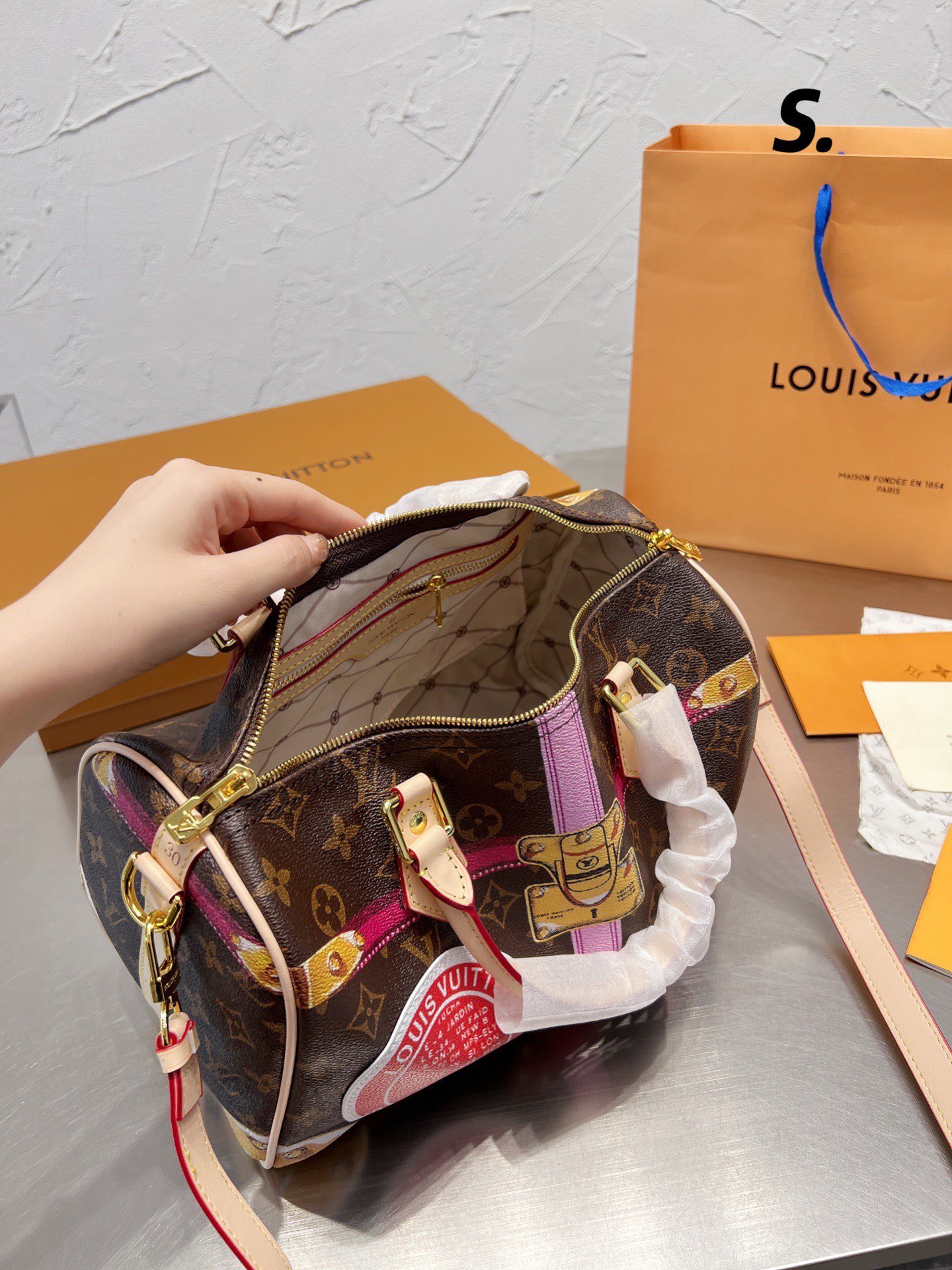 LV $95 Code：13463 gallery