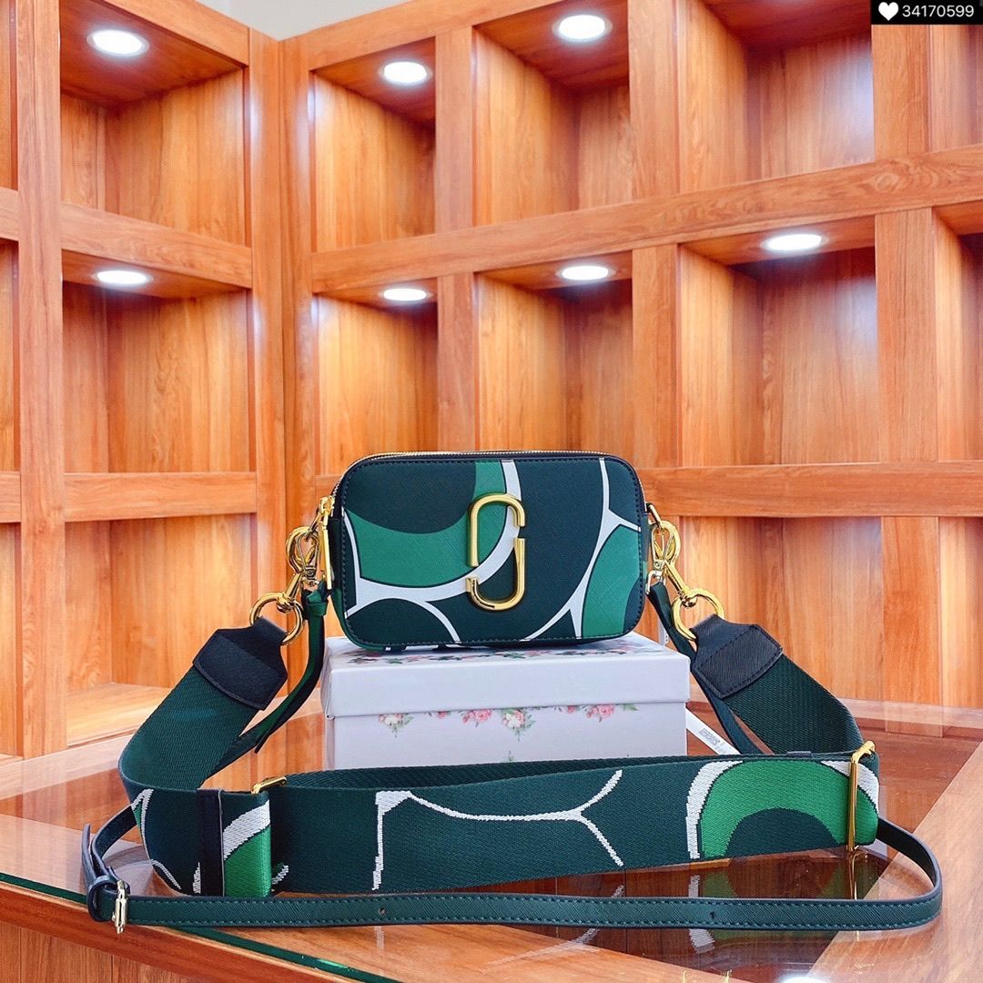 Marc Jacobs $72 Code：6906 gallery
