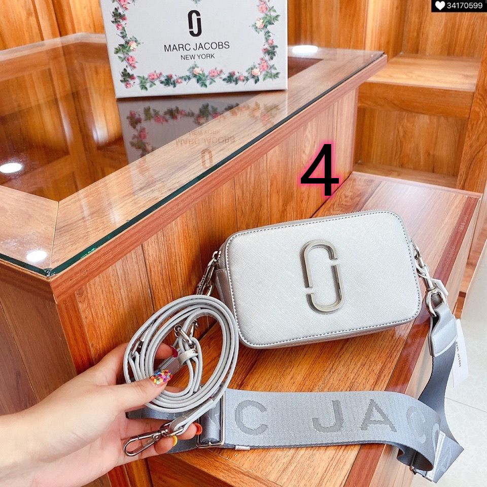 Marc Jacobs $72 Code：6906 gallery