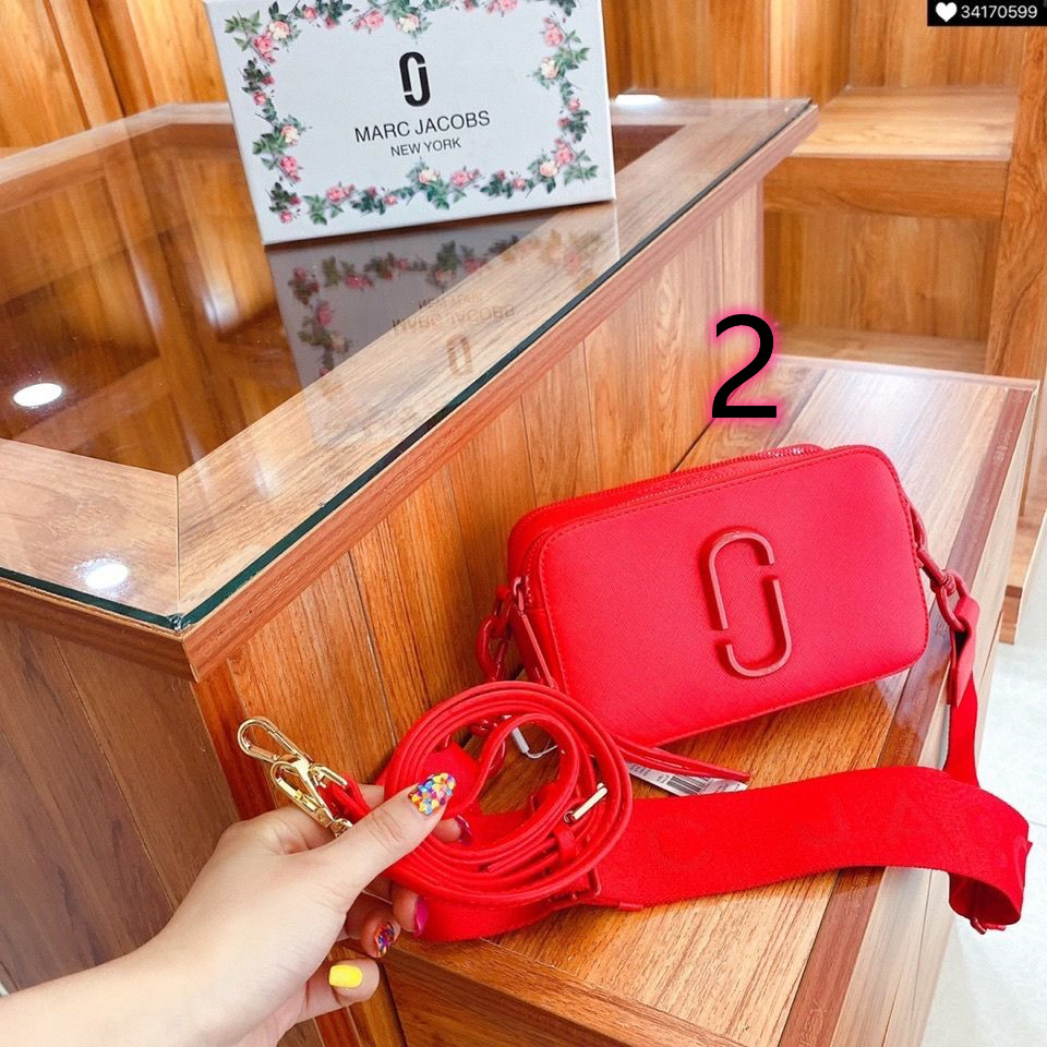 Marc Jacobs $72 Code：6906 gallery