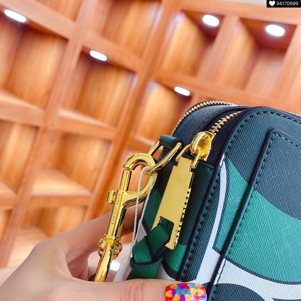 Marc Jacobs $72 Code：6906 gallery