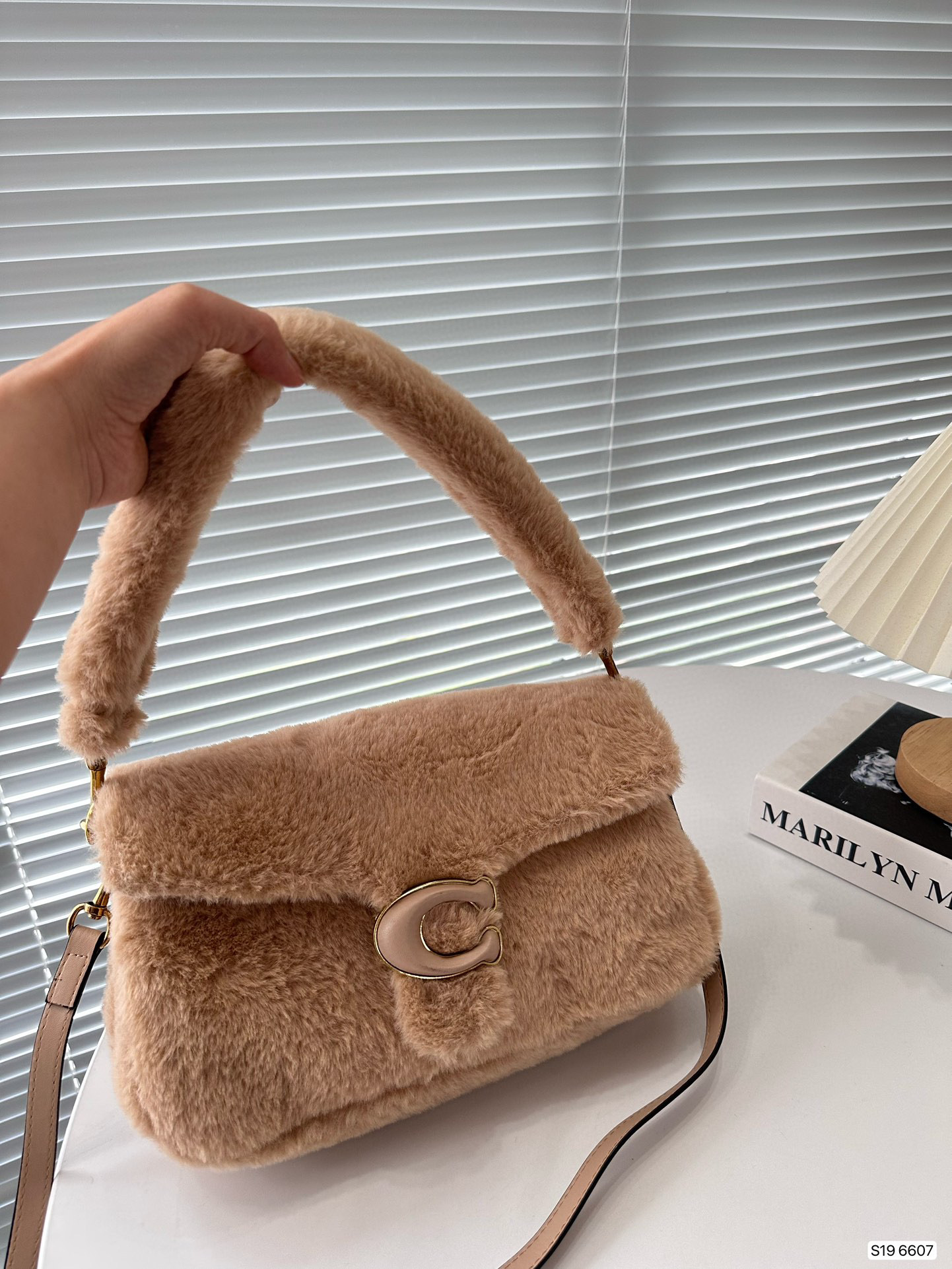 New coach, Lamb Wool Cloud Pack69$ code:11390 gallery