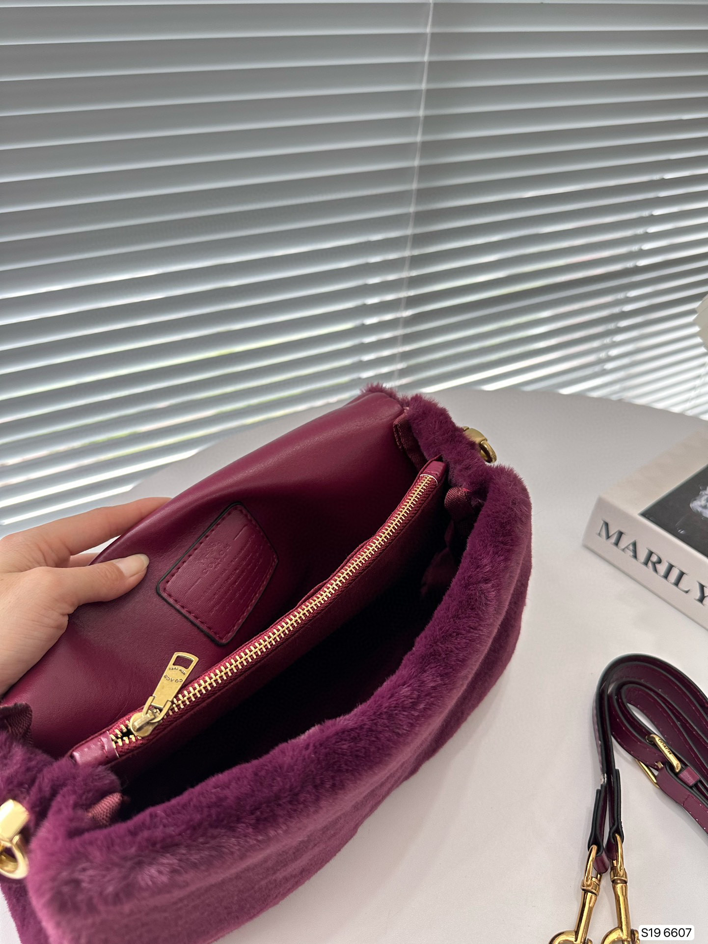 New coach, Lamb Wool Cloud Pack69$ code:11390 gallery