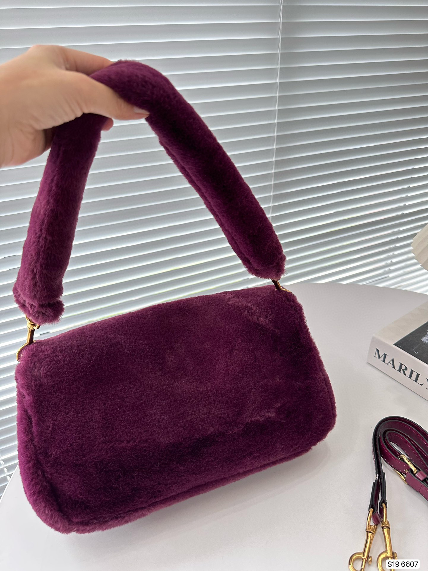 New coach, Lamb Wool Cloud Pack69$ code:11390 gallery