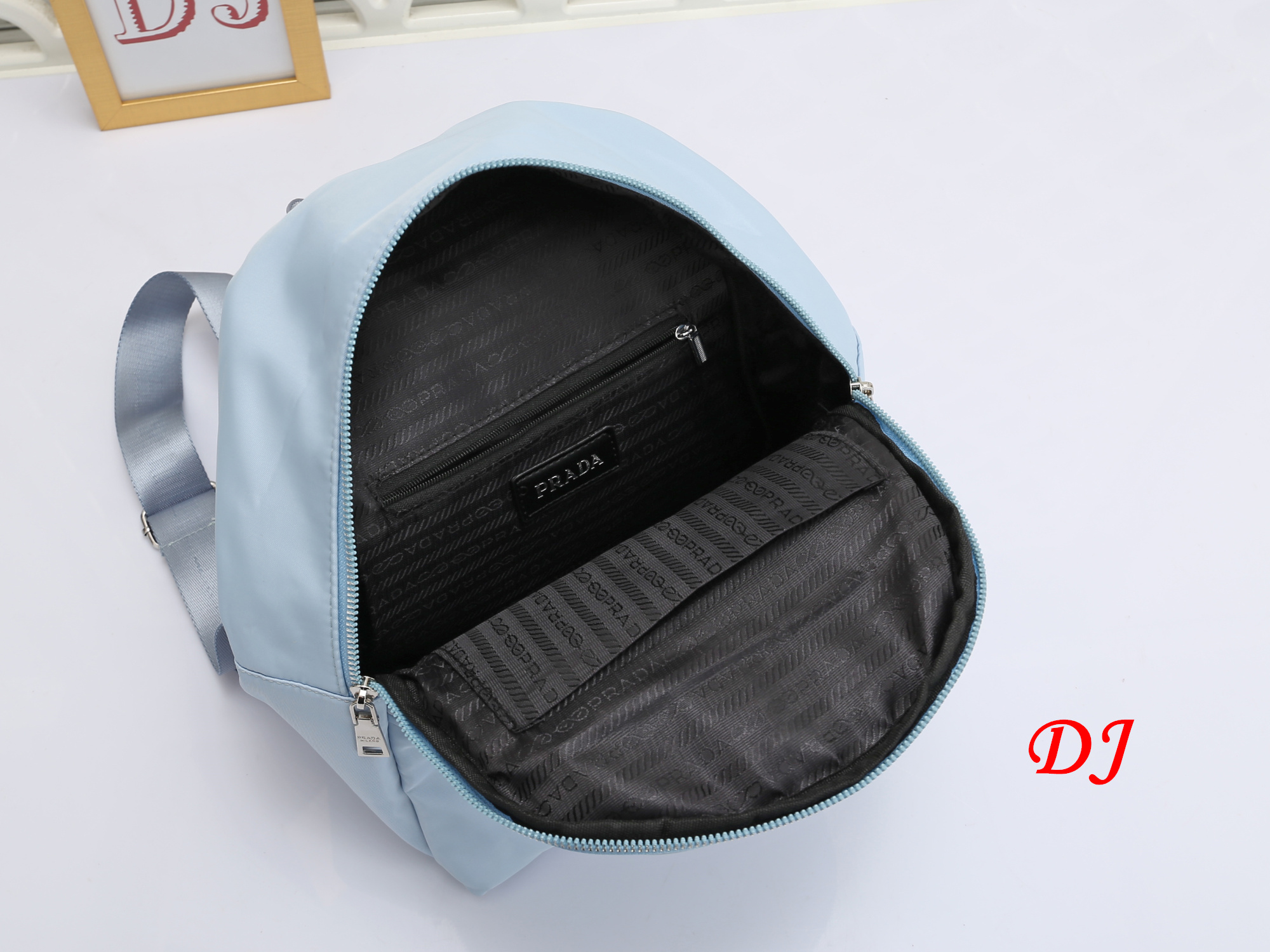 Prada $36 code：13609 gallery