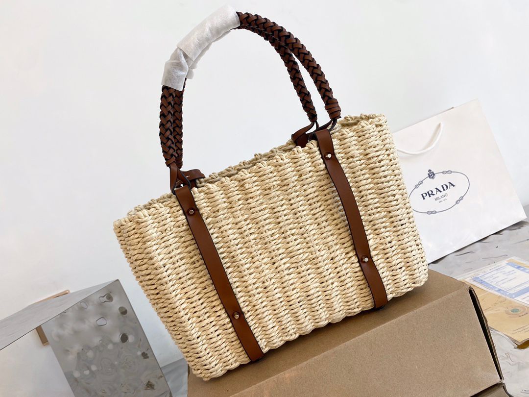 Prada $85 Code：13106 gallery