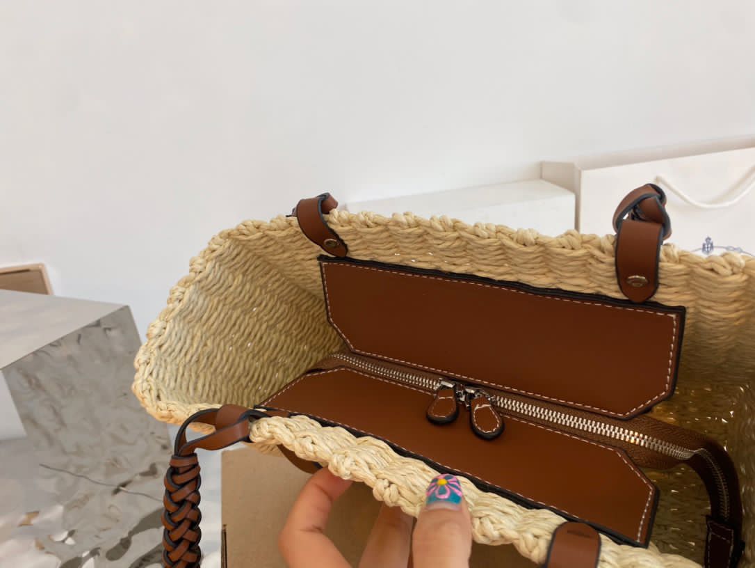 Prada $85 Code：13106 gallery