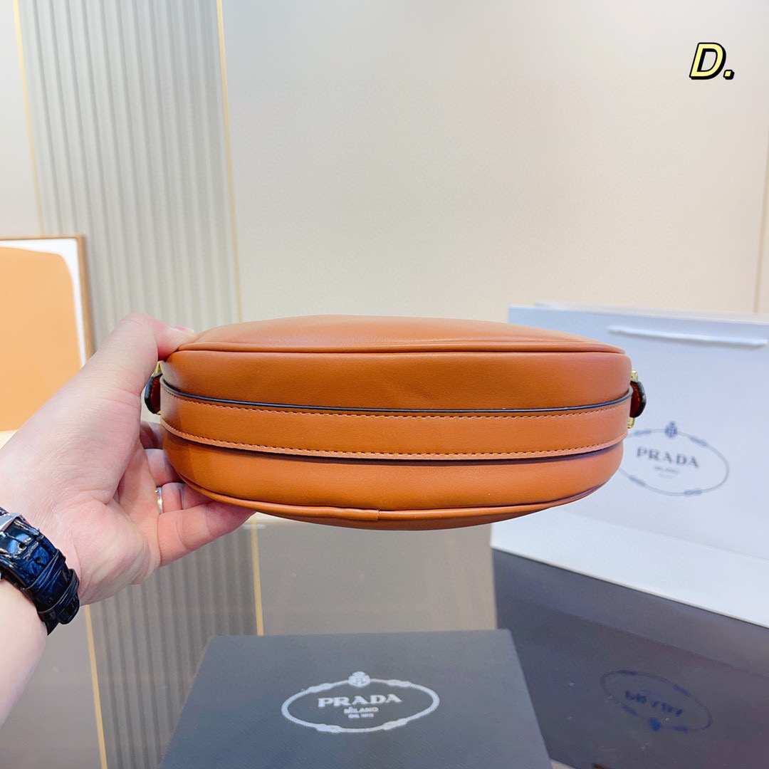 Prada 67$   code:11775 gallery