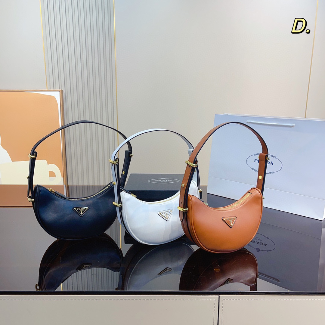 Prada 67$   code:11775 gallery