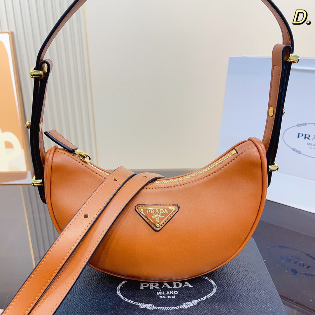 Prada 67$   code:11775 gallery