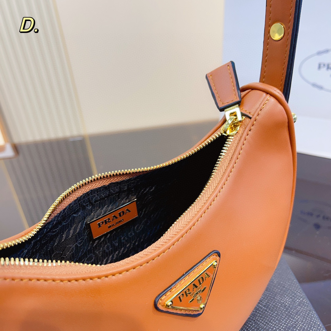 Prada 67$   code:11775 gallery
