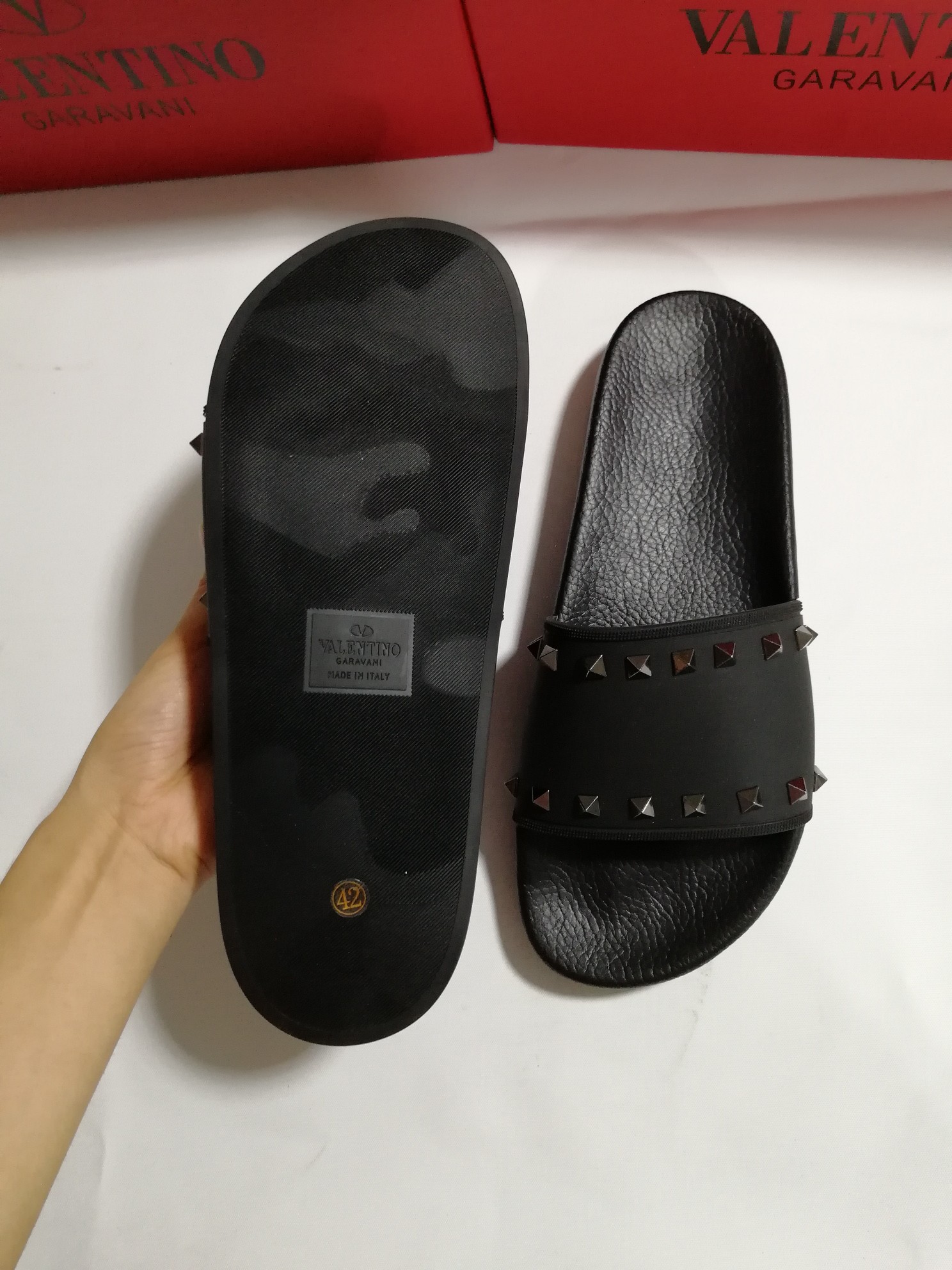 Valentino $56 Code:6415 gallery