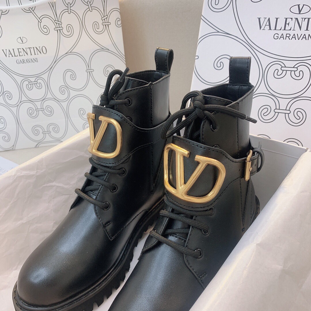 Valentino $76 Code:9955 gallery