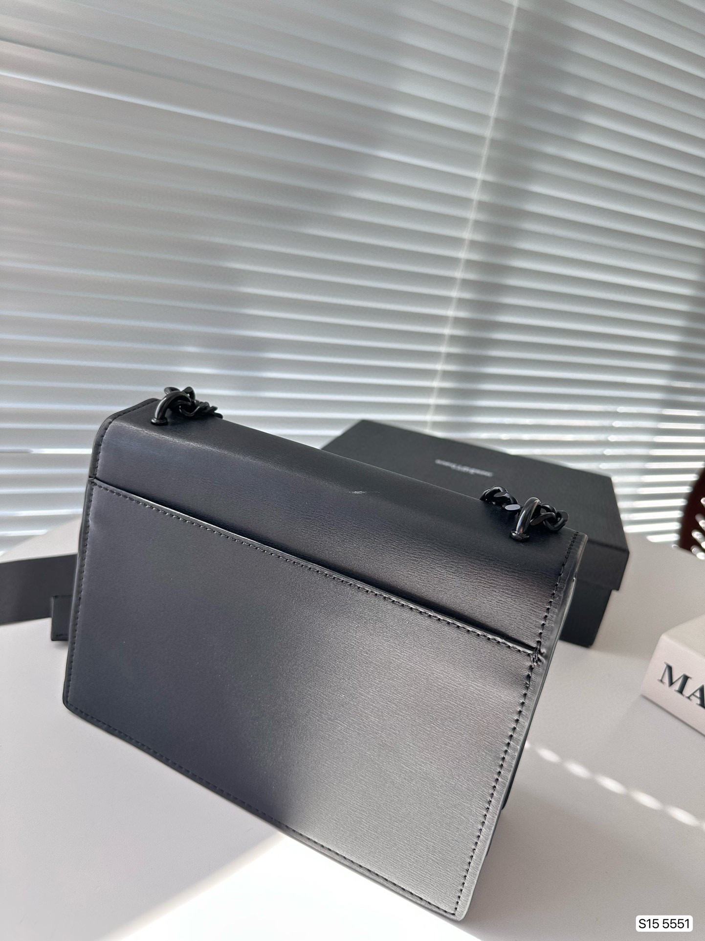 YSL YSL counter the same58$ code:12017 gallery